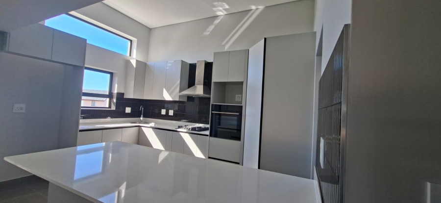 To Let 3 Bedroom Property for Rent in Hartland Lifestyle Estate Western Cape